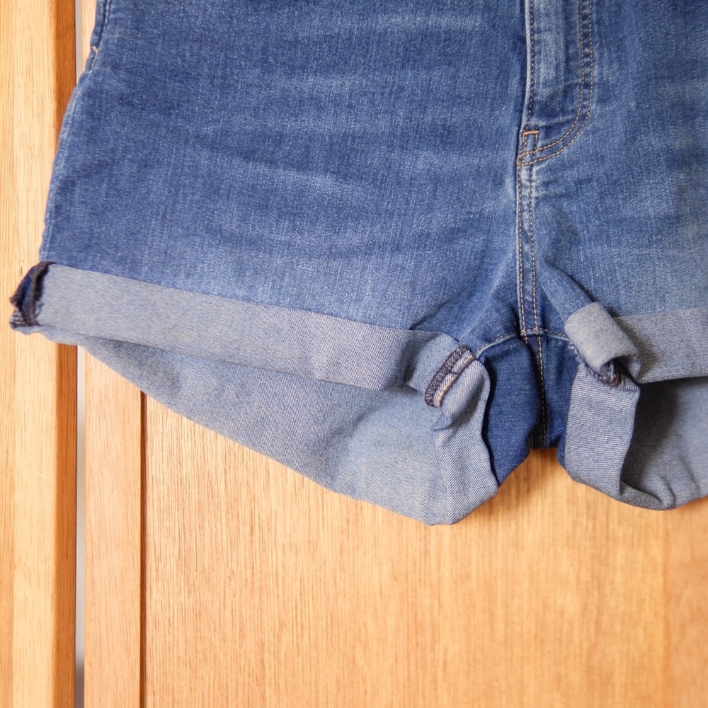 H&M Jean Shorts - Picture 7 of 10